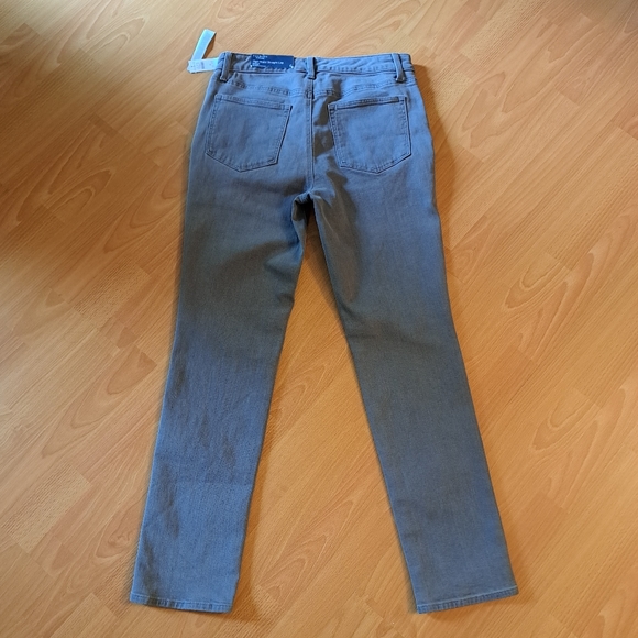 High-waist straight leg jeans - Picture 4 of 5